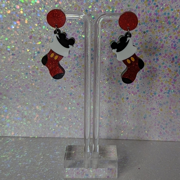 Mickey Mouse red glitter stocking acrylic drop earrings - Picture 4 of 8